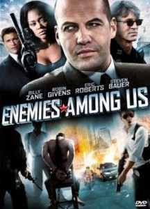 Скачать фильм Враги среди нас бесплатно